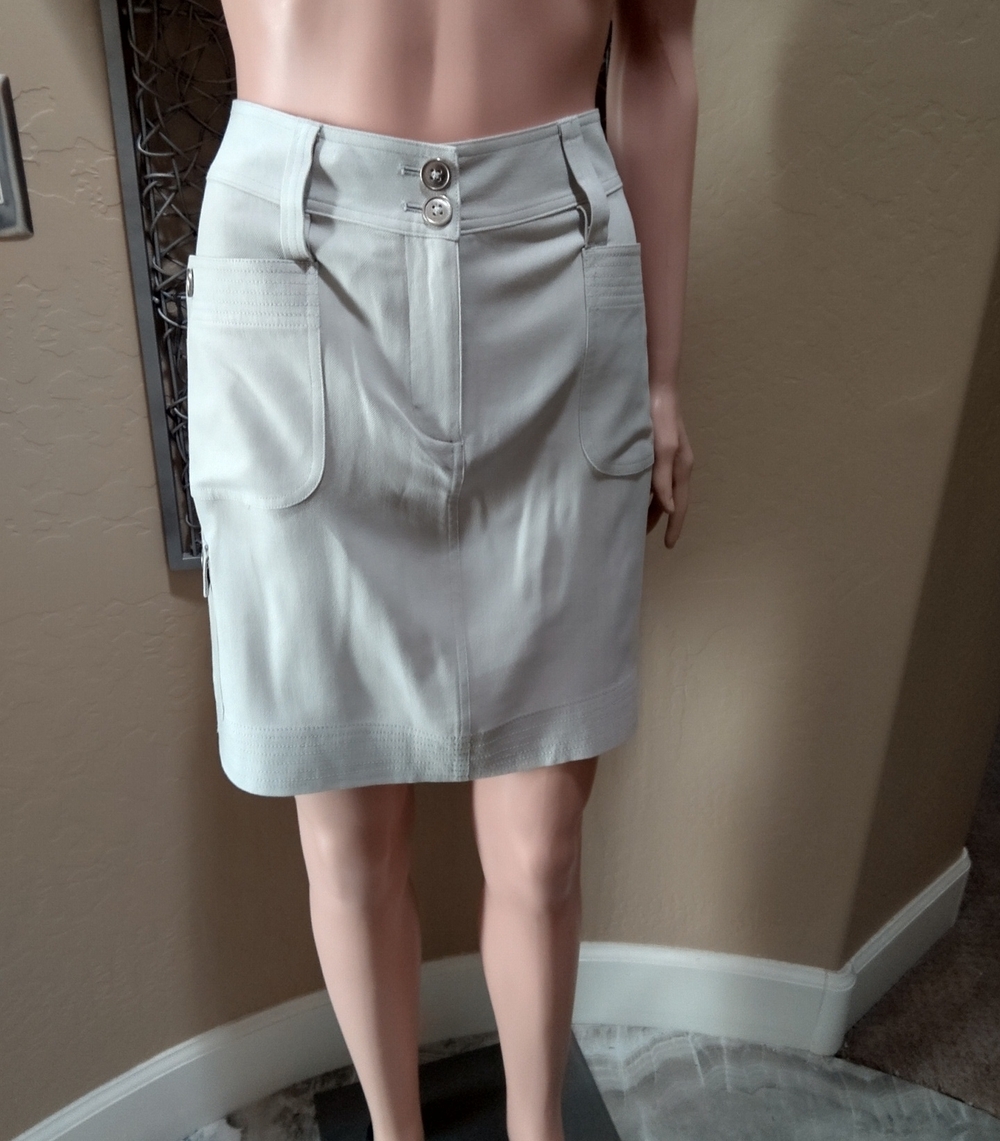 White House Black Market 100% Silk Light Gray Cargo Pencil Skirt